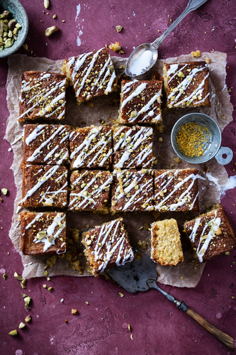 Pistachio sheet cake