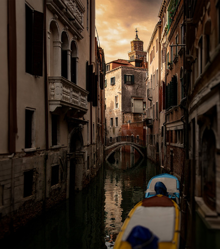 Roads in Venice