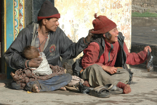 Husband beat own wife, street family Color Awards Winners and Nominees