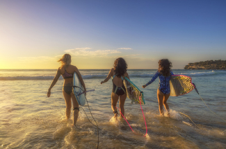 Girl Surfers Color Awards Winners and Nominees